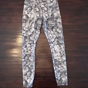 Athleta Black and White Floral Patterned Leggings